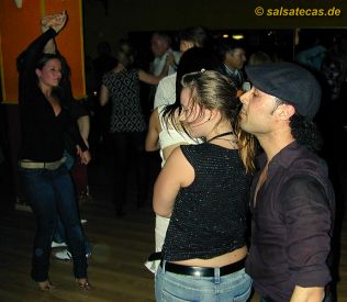 Salsa in Hamburg: La Macumba / Latin Dance Academy (click to enlarge)