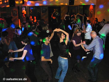 Salsa in Hhr-Grenzhausen bei Koblenz: die Gass