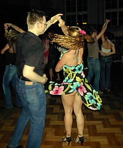 Salsa im Hauptbahnhof in Leipzig