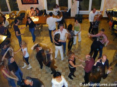 Salsa: Kolumbianisches Pavillon, Wolfsburg